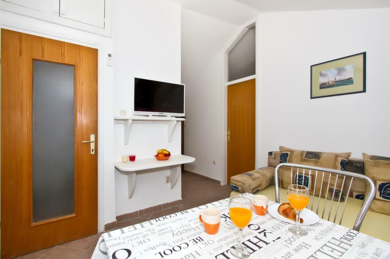 Apartment Center Marija Водице Екстер'єр фото